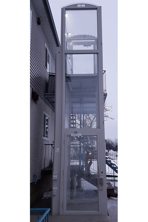 AmeriGlide Hercules 750 COMMERCIAL Vertical Platform Lift