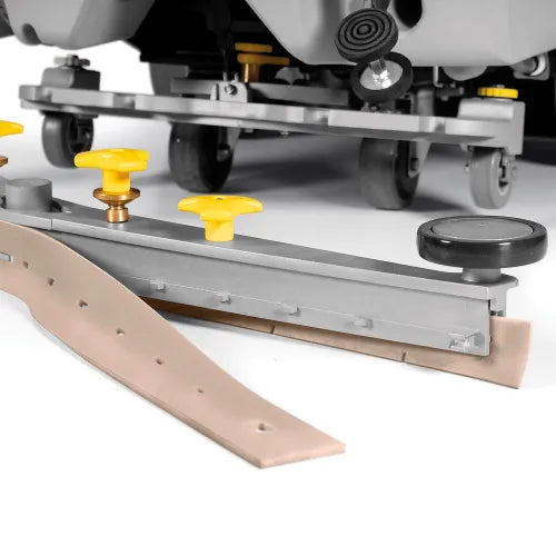 Global Industrial - Auto Floor Scrubber with Traction Drive, 34" Model #: WB641840