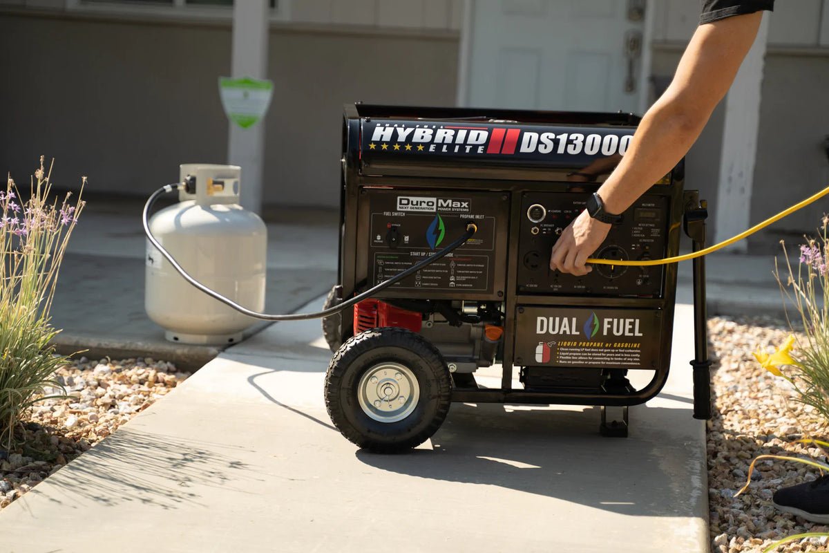 DuroStar DS13000EH 13,000-Watt/10,500-Wat 500cc Electric Start Dual Fuel Portable Generator